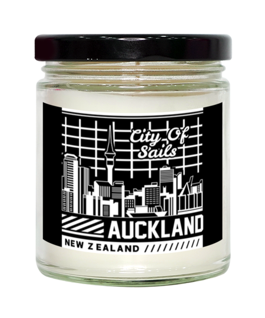 Auckland,  Vanilla Candle. Model 60084